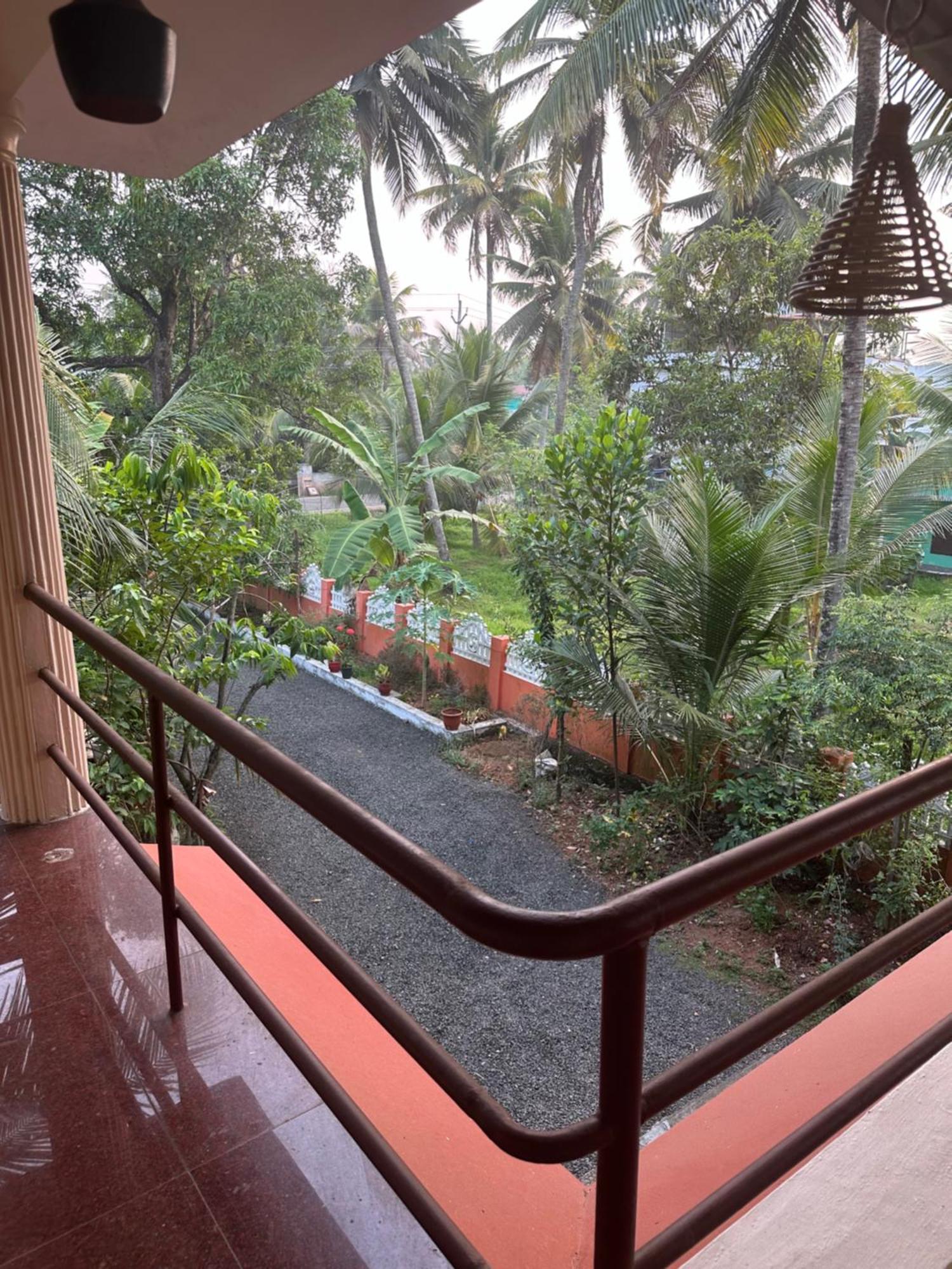 Prabhalayam Apartment Kottayam Bagian luar foto