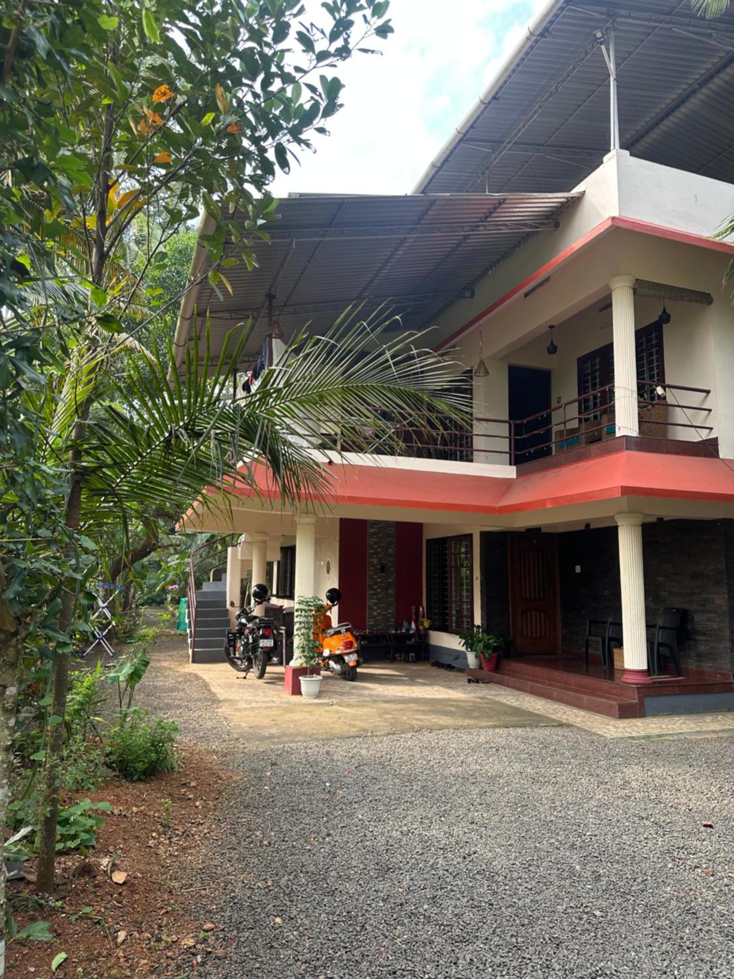 Prabhalayam Apartment Kottayam Bagian luar foto